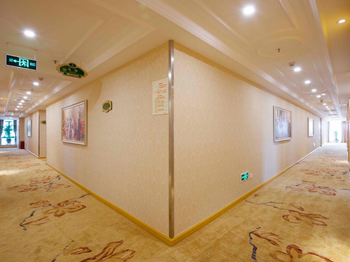 Vienna International Hotel Shenzhen Guangming Avenue מראה חיצוני תמונה