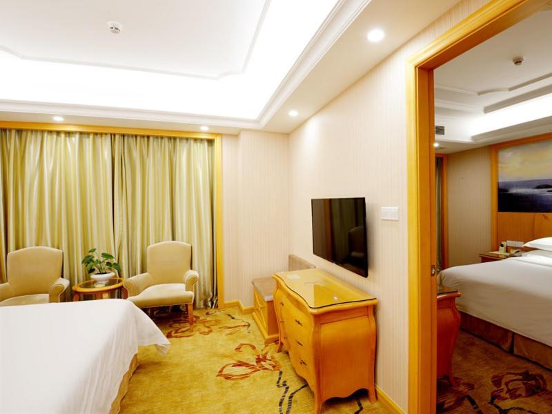 Vienna International Hotel Shenzhen Guangming Avenue מראה חיצוני תמונה