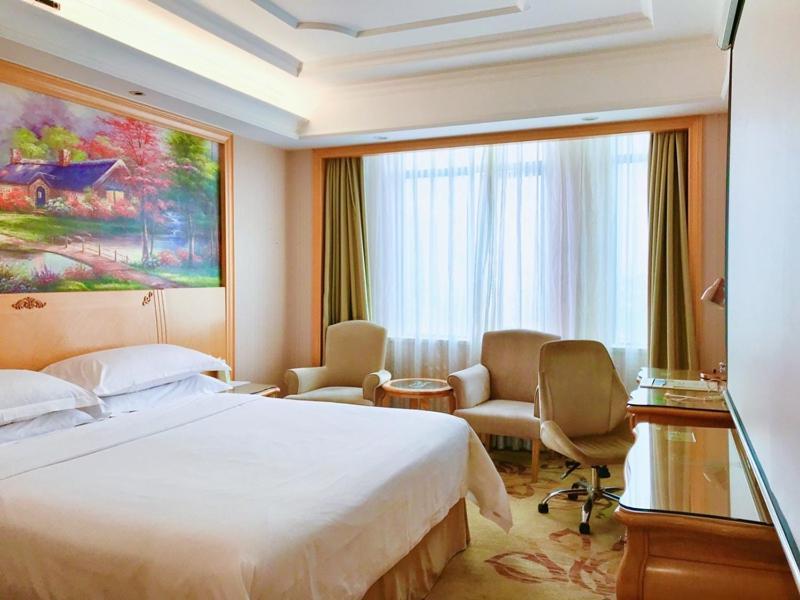 Vienna International Hotel Shenzhen Guangming Avenue מראה חיצוני תמונה