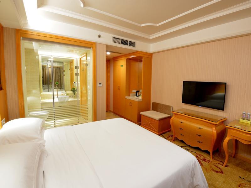 Vienna International Hotel Shenzhen Guangming Avenue מראה חיצוני תמונה