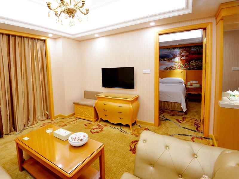 Vienna International Hotel Shenzhen Guangming Avenue מראה חיצוני תמונה
