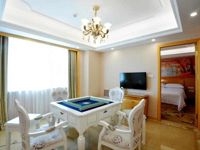 Vienna International Hotel Shenzhen Guangming Avenue מראה חיצוני תמונה